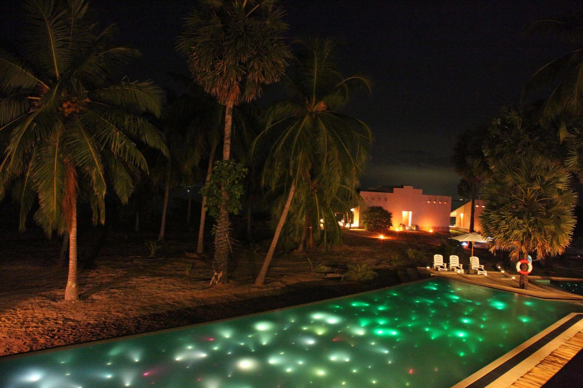 Ruwala Resort Kalkudah Exterior foto